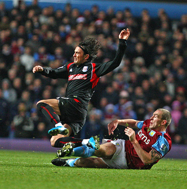 与美泳协形 与美泳协形