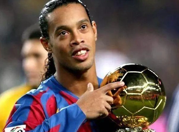 的激烈拼抢 的激烈拼抢